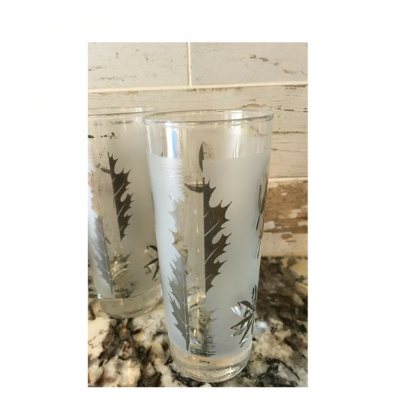 Lot of 5 Libbey Frosted White & Silver Leaves Tumblers Glass Vintage Barware Set - Picture 4 of 5